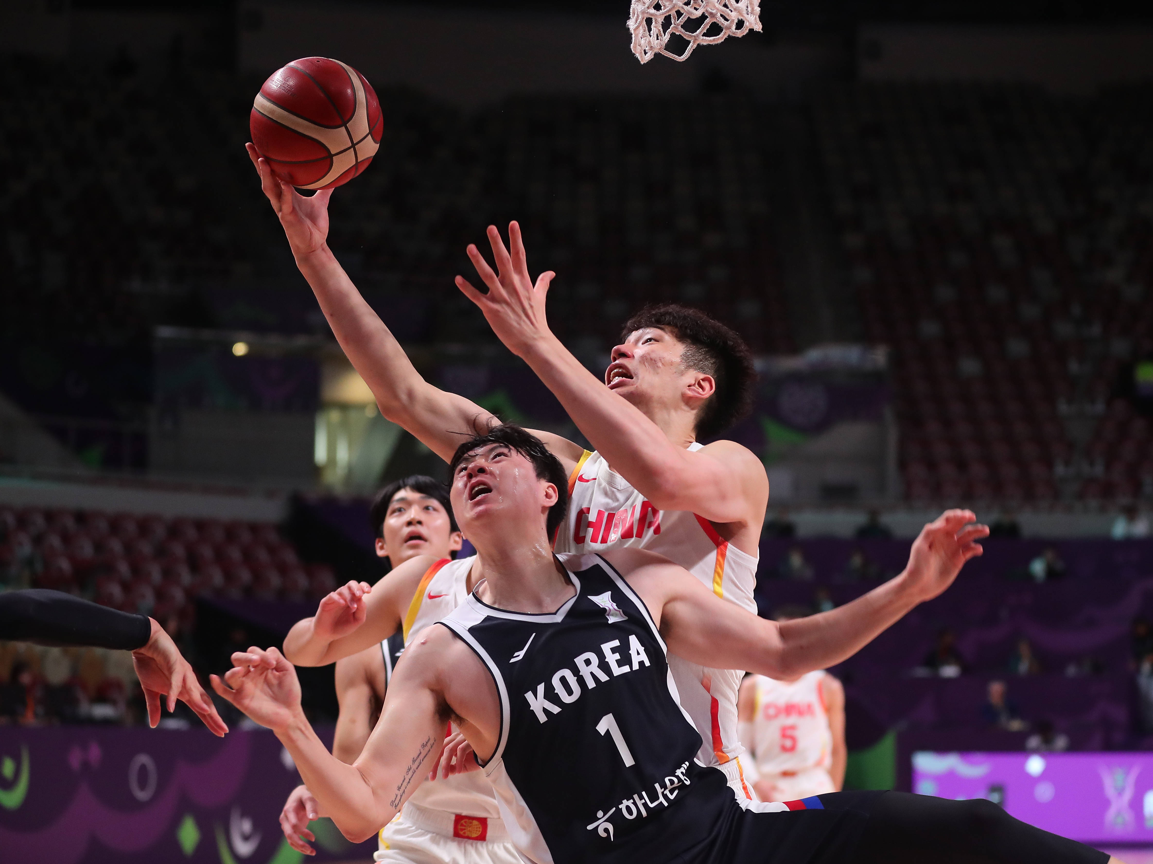 篮球比赛直播免费观看高清_(篮球比赛直播2020年) 篮球比赛直播免费观看高清_(篮球比赛直播2020年)