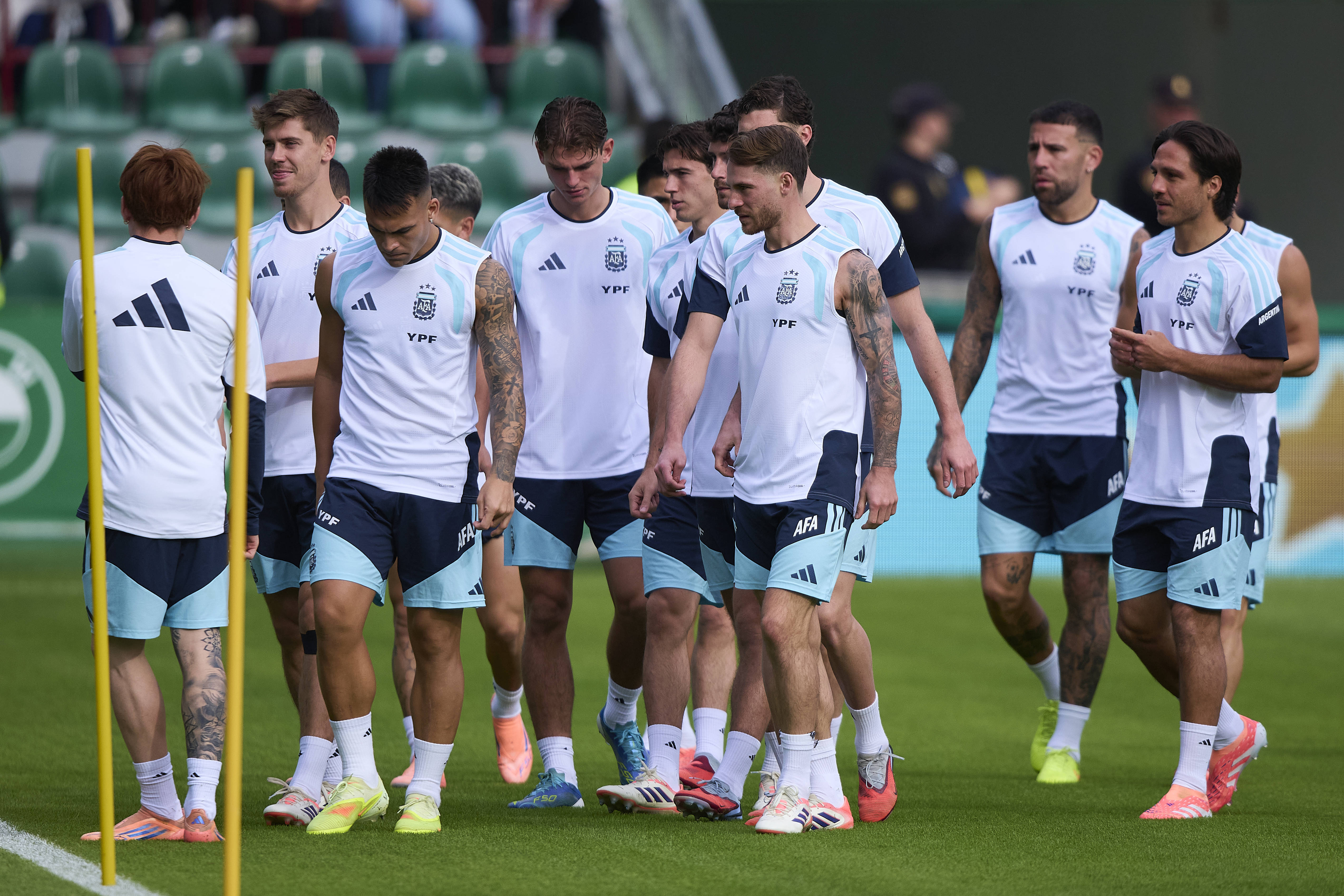 阿根廷足球甲级联赛_(阿根廷足球甲级联赛比分)