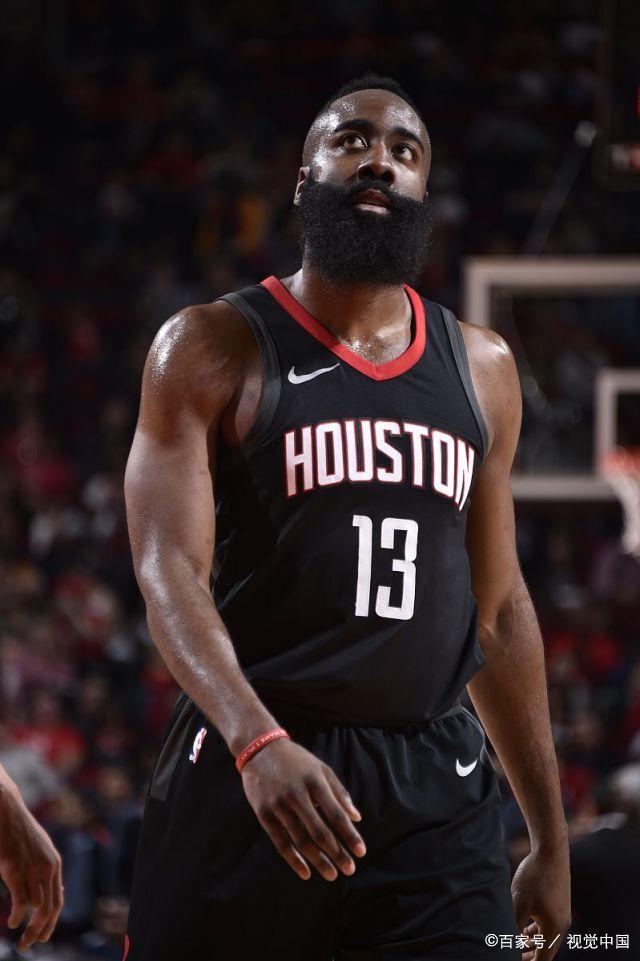 包含塞维利亚与齐耶赫就1+1合同达成协议目前后者是自由球员的词条 包含塞维利亚与齐耶赫就1+1合同达成协议目前后者是自由球员的词条