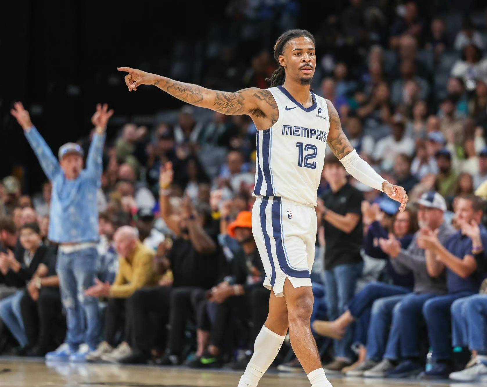 曝国王密切关注莫兰特情况此前遭灰熊禁赛