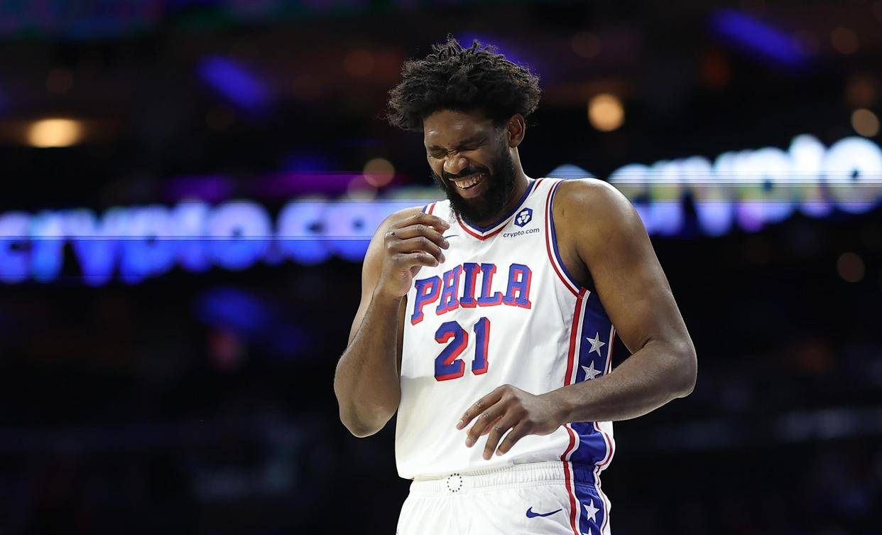 关于恩比德将出战明日76人对阵凯尔特人赛季场均19.7分的信息