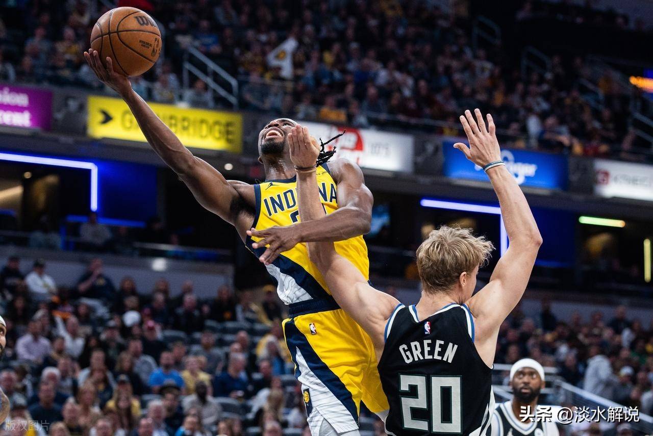 NBA常规赛步行者主场111-129不敌步行者惨遭7连败巴雷特22分西亚卡姆空砍30分的简单介绍