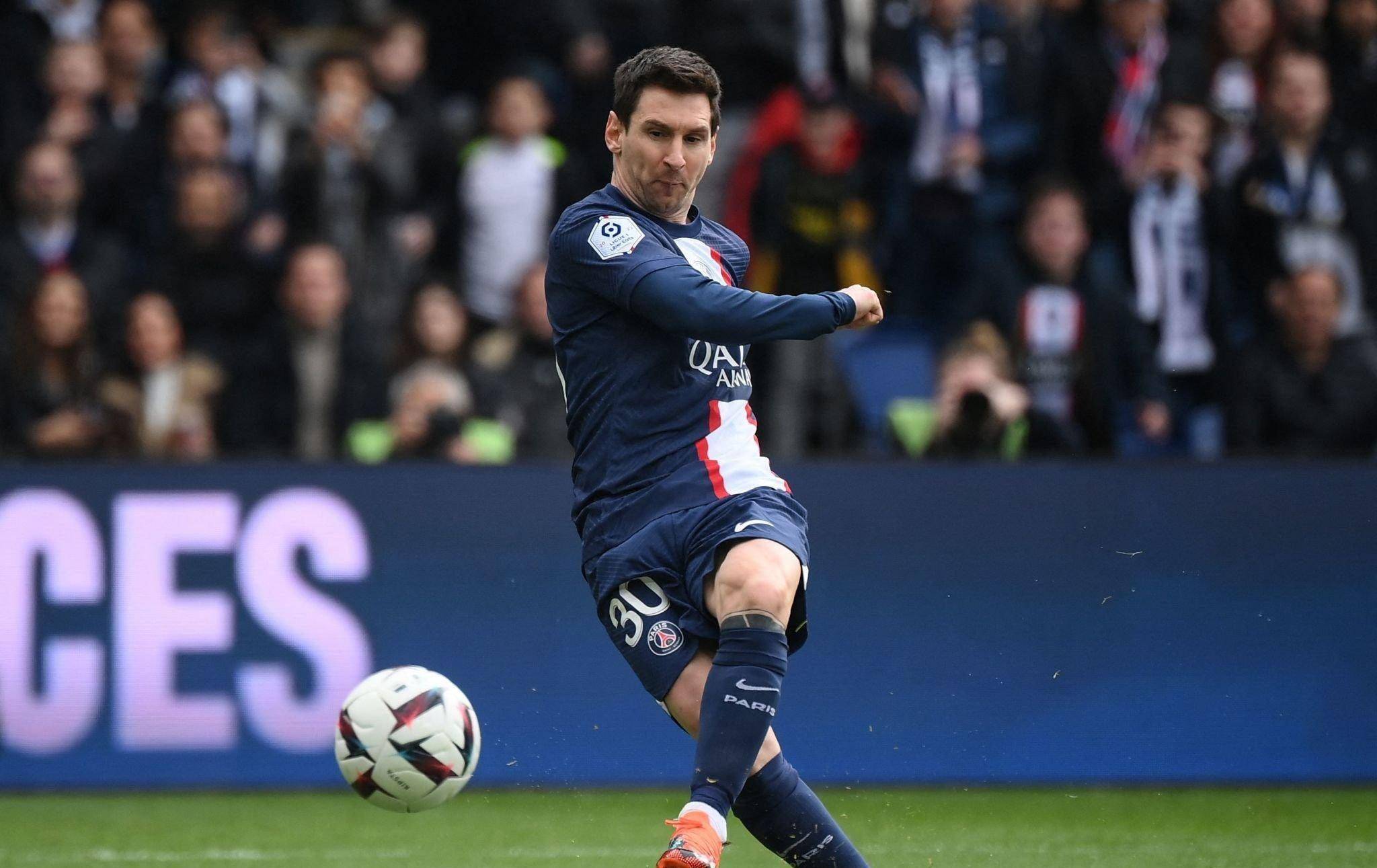 梅西再谈两年巴黎生涯：并不愉快离开巴萨是被迫的的简单介绍