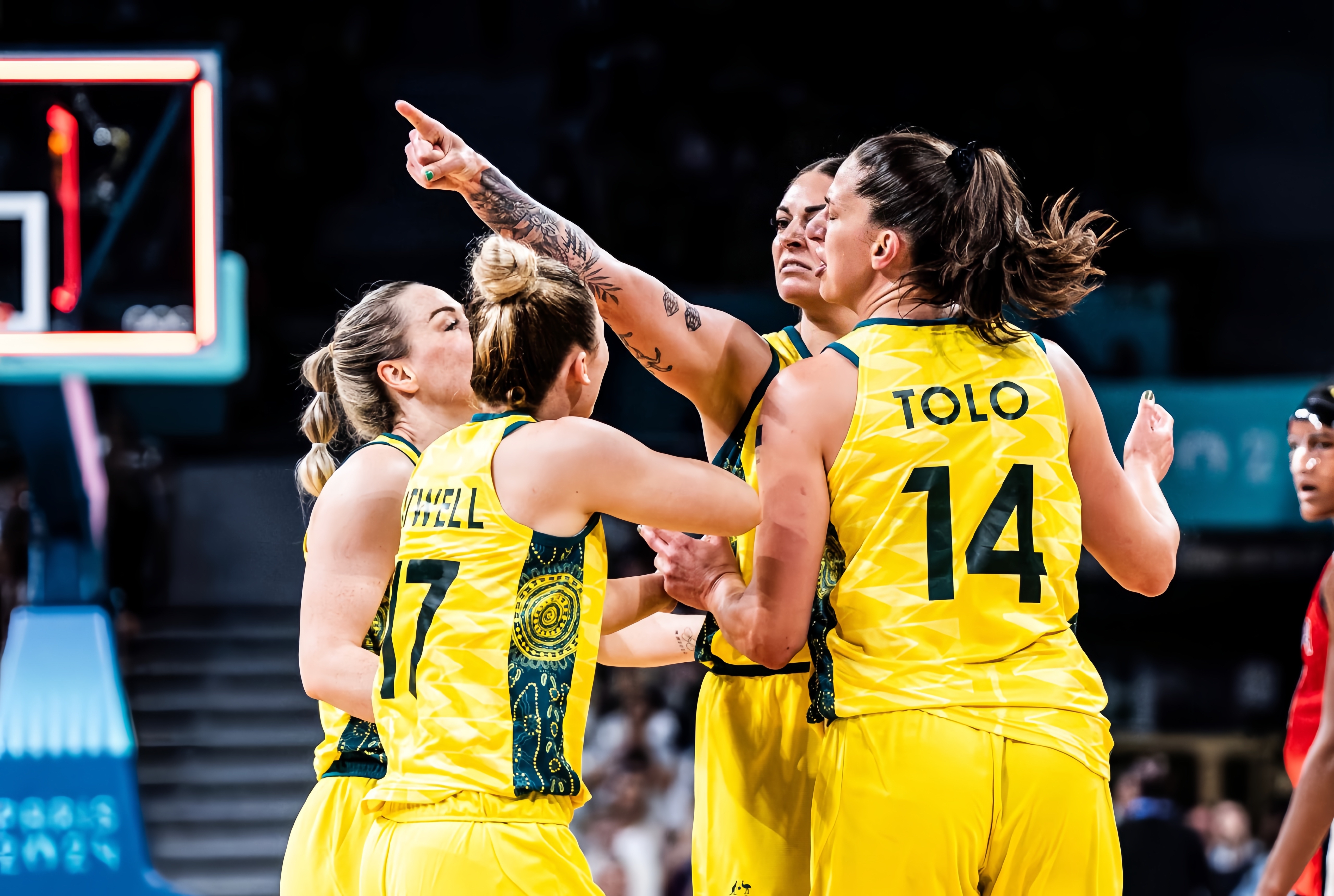 关于女篮亚洲杯日本女篮67-79澳大利亚女篮日本女篮下半场崩盘的信息