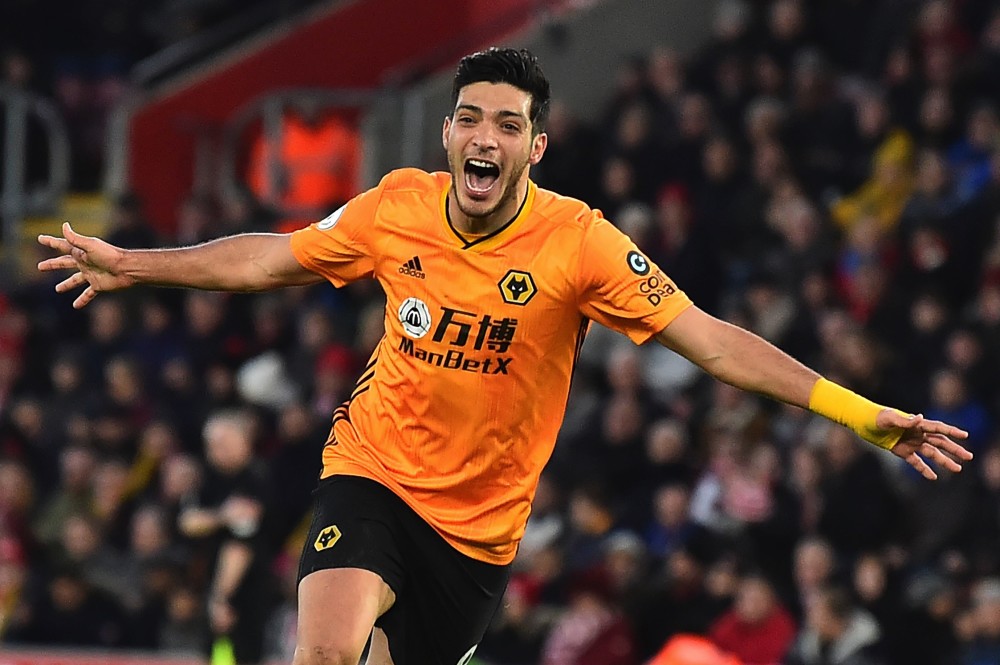 包含安东尼拒绝圣保罗和博塔弗戈报价只想留在欧洲的词条