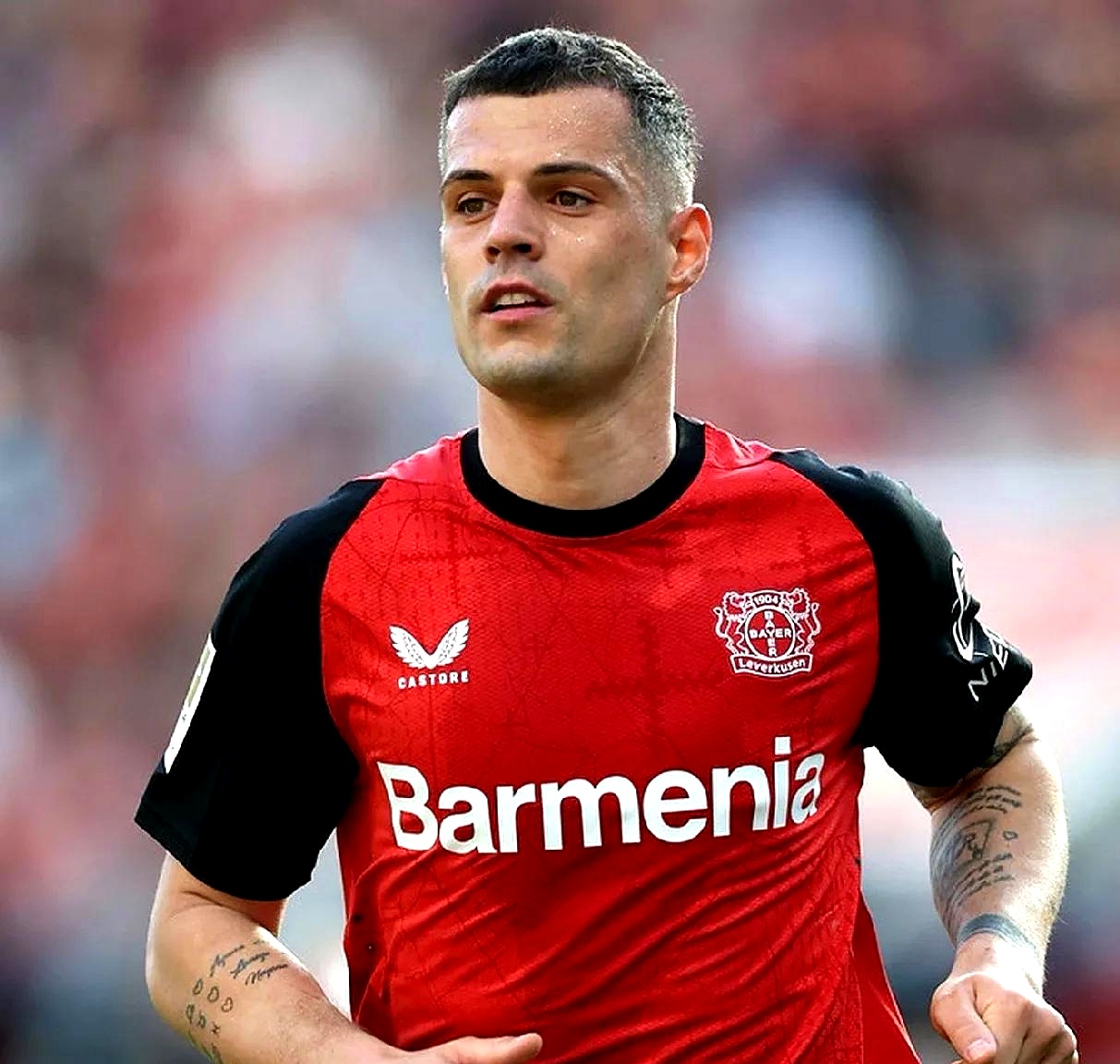 包含足坛转会费TOP10：内马尔仍居首利物浦两新援上班的词条