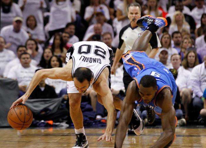 厄德高因肩伤离场恐缺席多场关键战的简单介绍