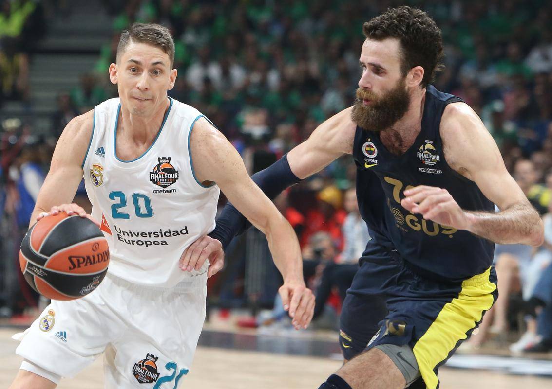 罗篮甲:沃伦塔利VS布加勒斯特快速的简单介绍