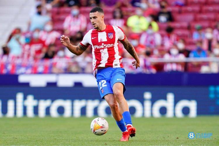 关于曝瓦伦西亚有意租借埃尔莫索已提出报价的信息