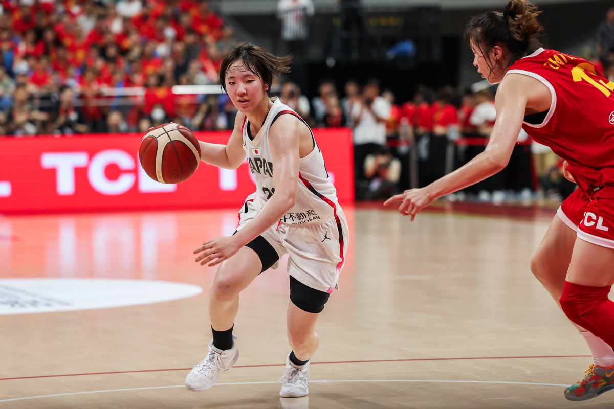 包含WNCAA:华盛顿大学女篮VS弗雷斯诺州女篮的词条