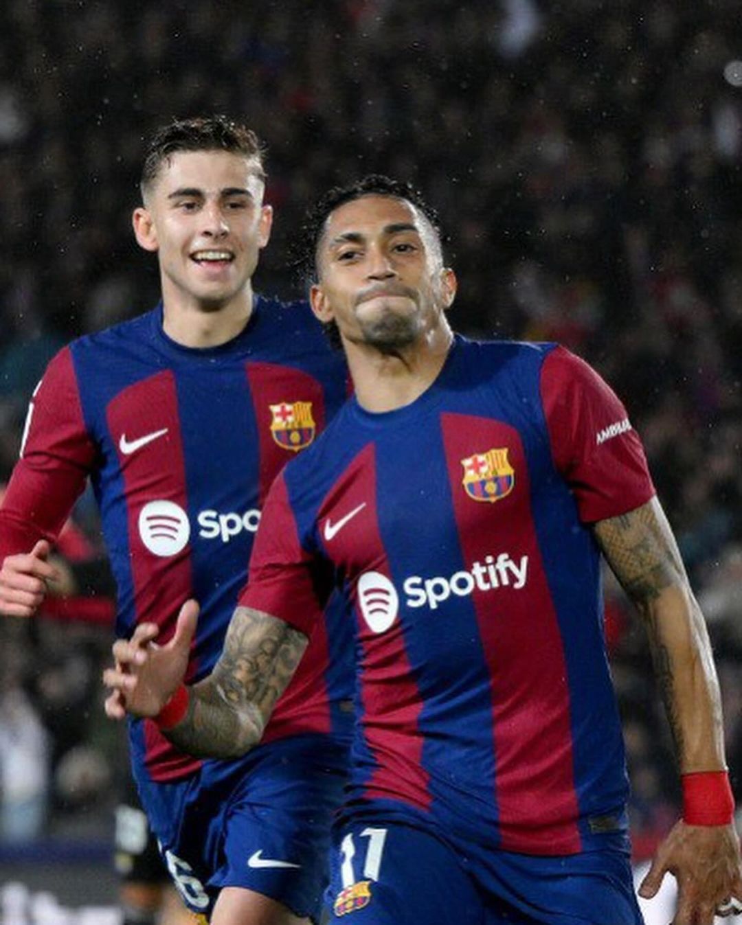 包含意丁I组：伊杰阿维图斯巴塞罗那VS拉古萨的词条