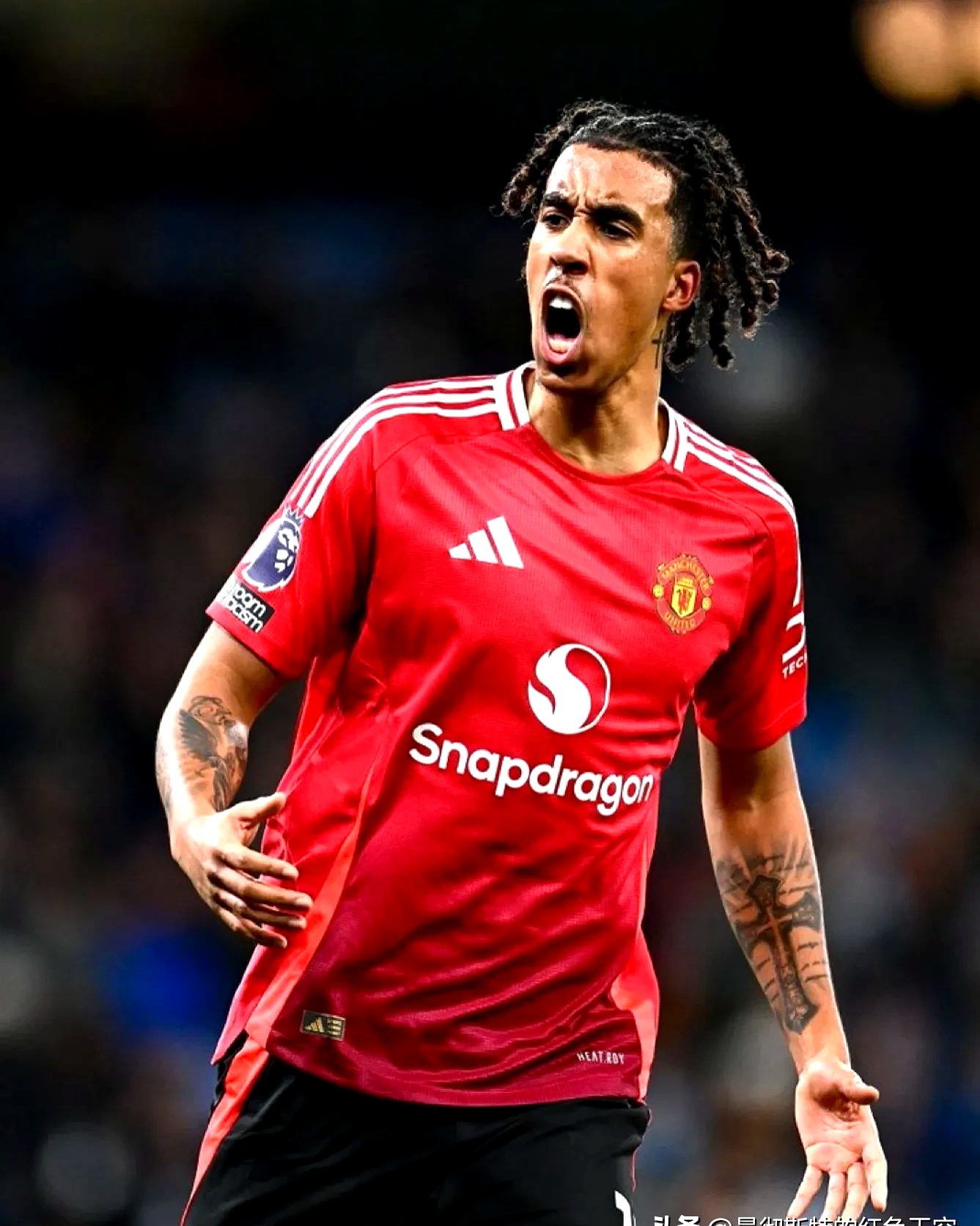 曼联计划明夏引进两位中场曼联中场引援首选已定的简单介绍