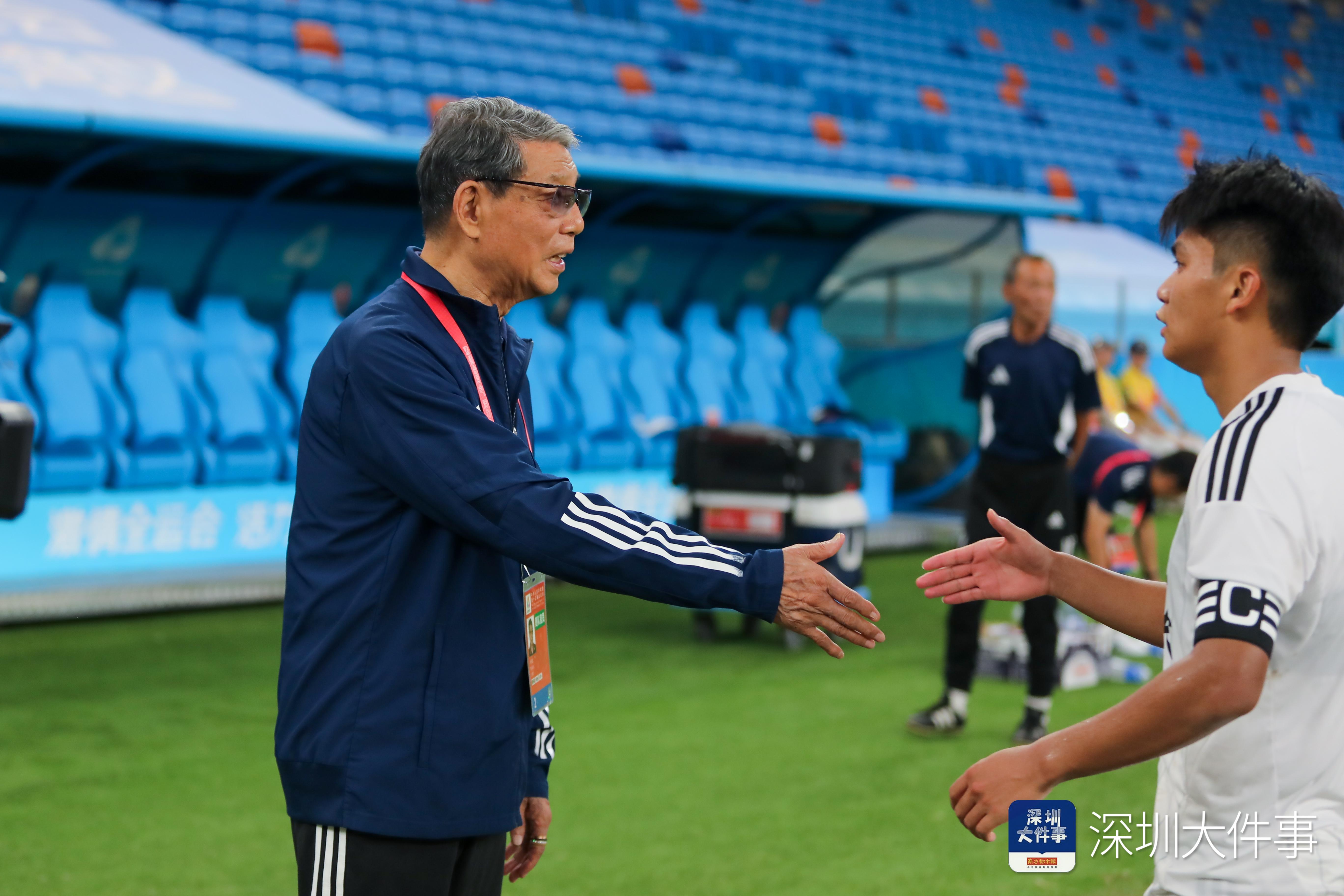 徐根宝率上海U20进四强艰难逆转新疆队的简单介绍