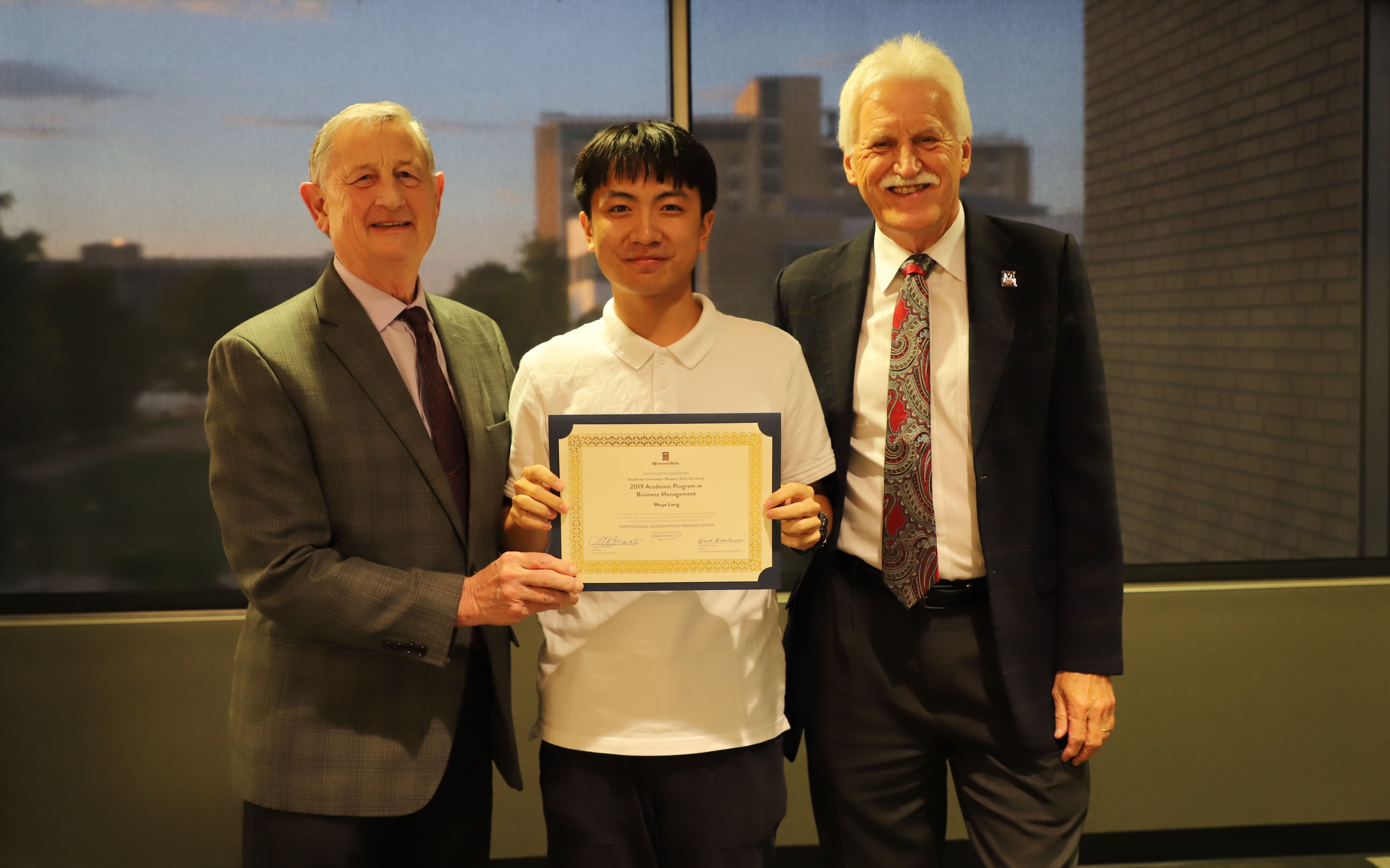 包含NCAA:密苏里州立大学VS里奥格兰德河谷大学的词条