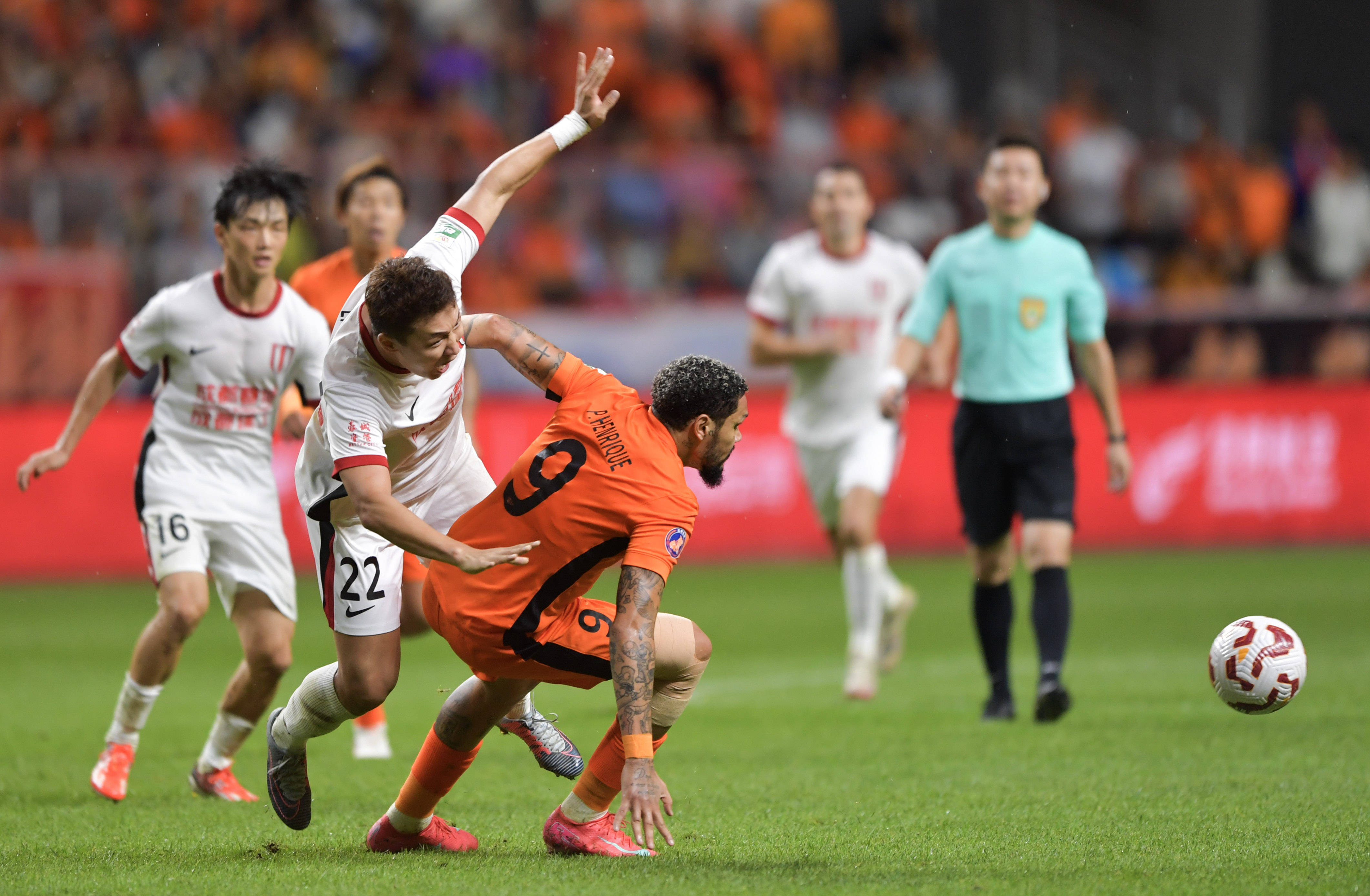 包含中超云南玉昆1-0青岛西海岸恩里克破门制胜玉昆迎3连胜的词条 包含中超云南玉昆1-0青岛西海岸恩里克破门制胜玉昆迎3连胜的词条