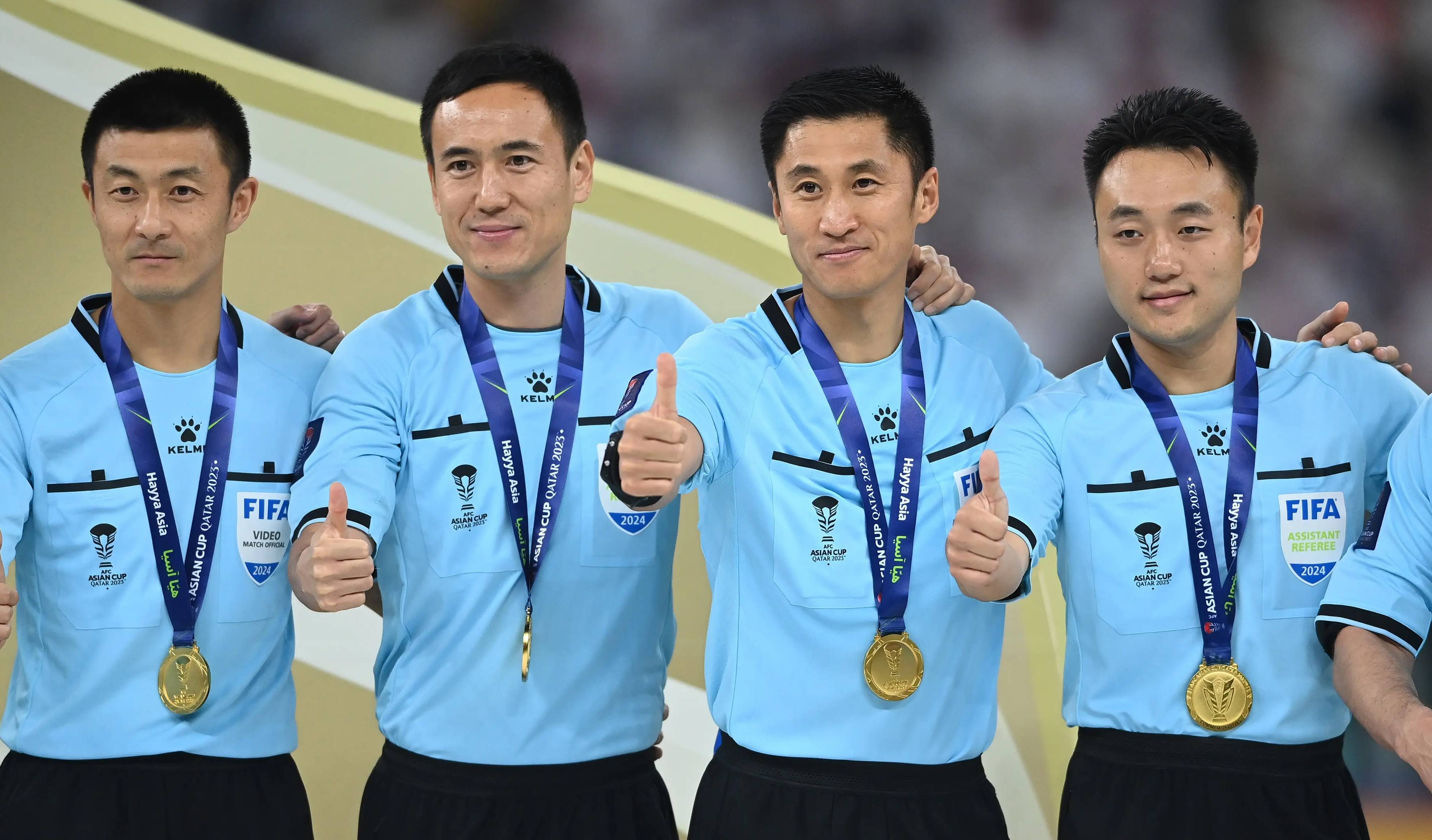 中国裁判亮相世俱杯马宁担任第四官员