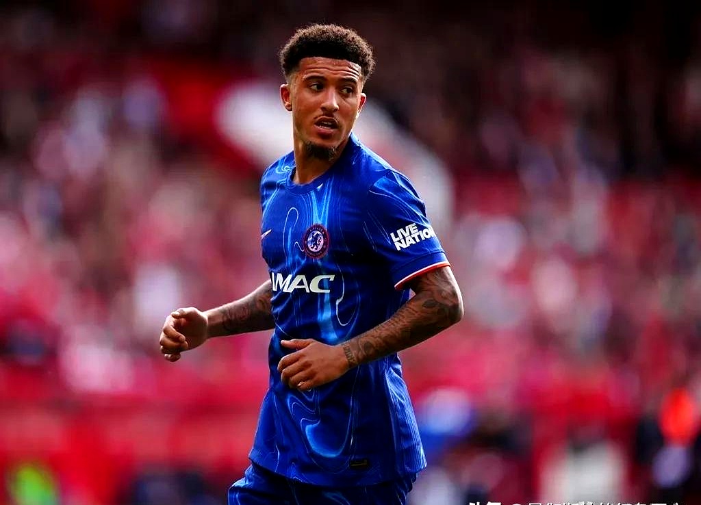 姆贝乌莫已返回布伦特福德训练与曼联的转会陷入僵局的简单介绍