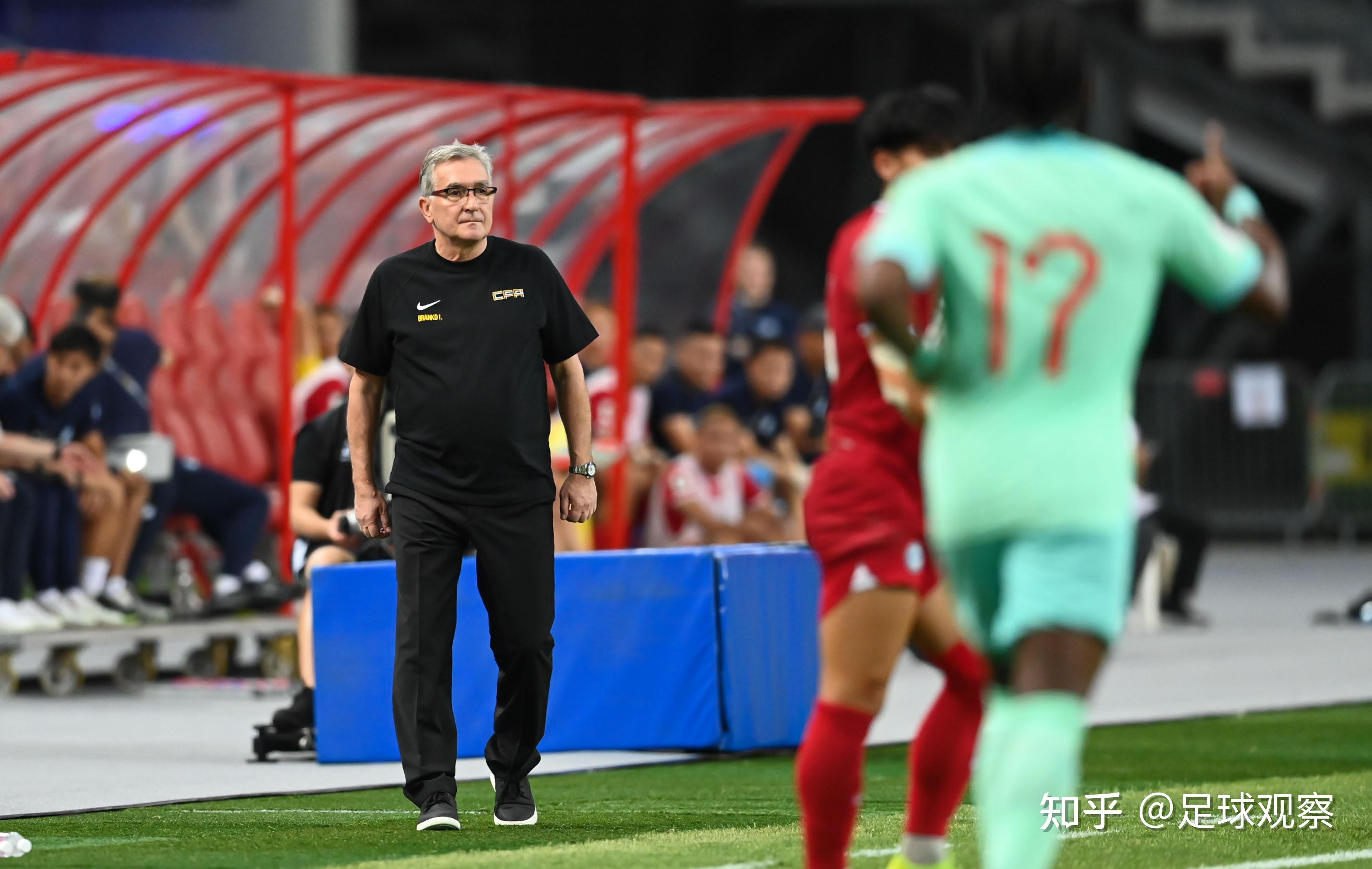 国足公布东亚杯名单海港小将蒯纪闻在列