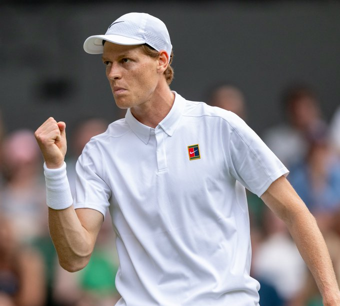 关于新月向恰尔汗奥卢开2000万年薪报价恰尔汗奥卢准备离开国米的信息