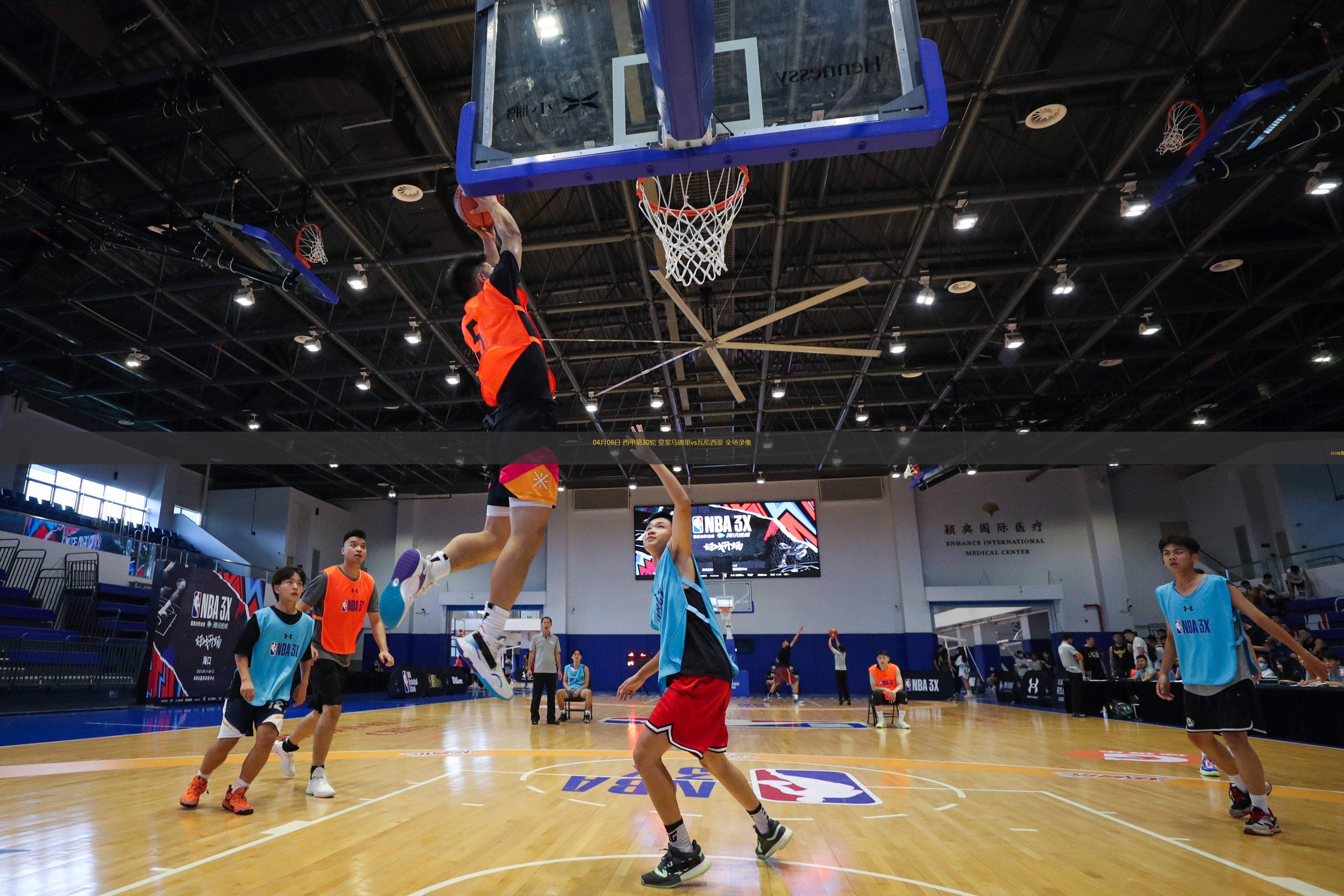 关于西甲皇家马德里4-0瓦伦西亚皇马各项赛事六连胜的信息 关于西甲皇家马德里4-0瓦伦西亚皇马各项赛事六连胜的信息