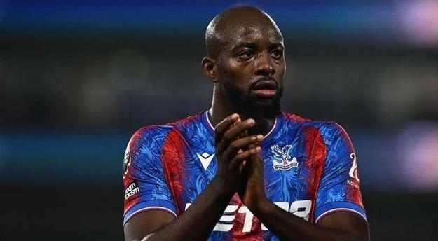 关于希勒评本轮英超最佳阵容多库、巴拉德入选的信息