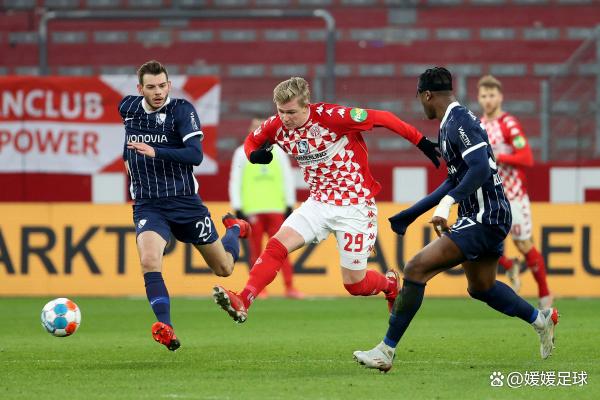 德国杯科隆VS拜仁慕尼黑比分预测拜仁轻松过关的简单介绍