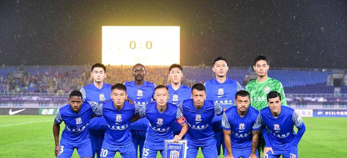 关于青岛西海岸主帅坦然面对两红判罚西海岸两人被罚下的信息