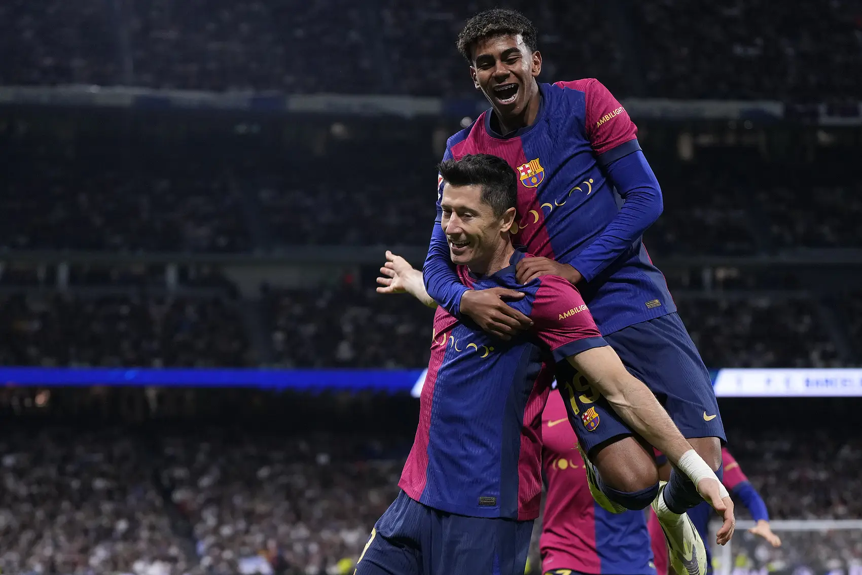 西甲皇家马德里2-1巴塞罗那皇马各项赛事5连胜