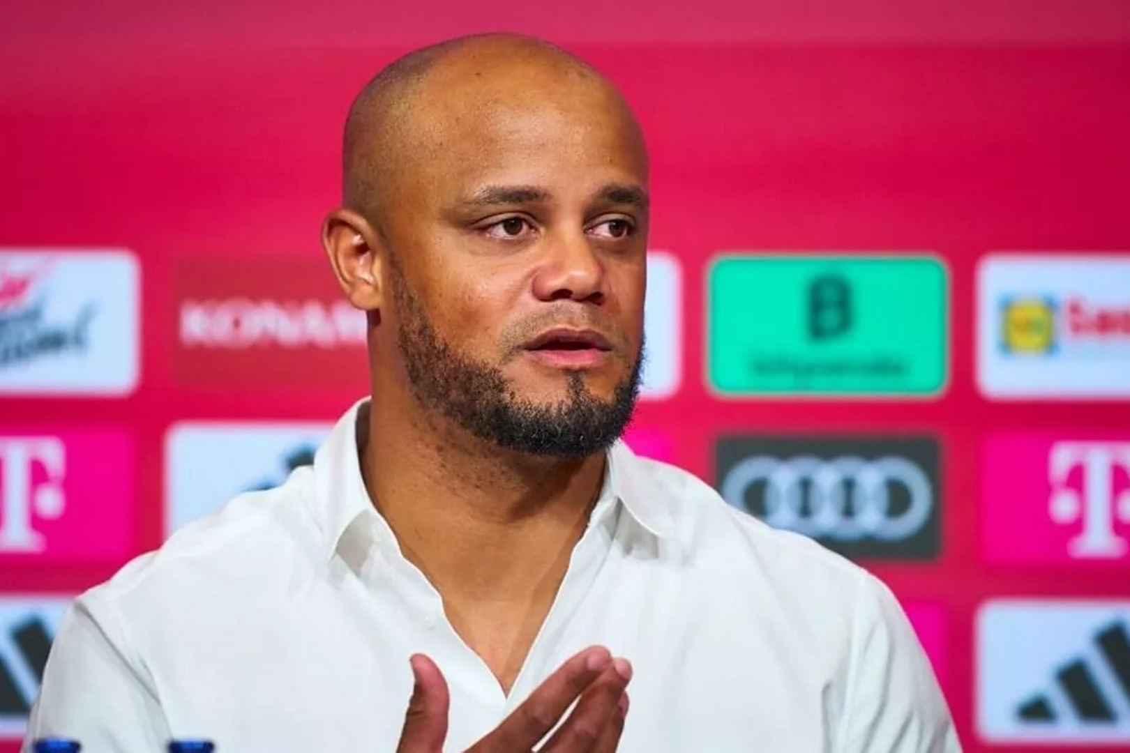 包含拜仁孔帕尼回应引援问题受伤的球员逐渐复出的词条 包含拜仁孔帕尼回应引援问题受伤的球员逐渐复出的词条