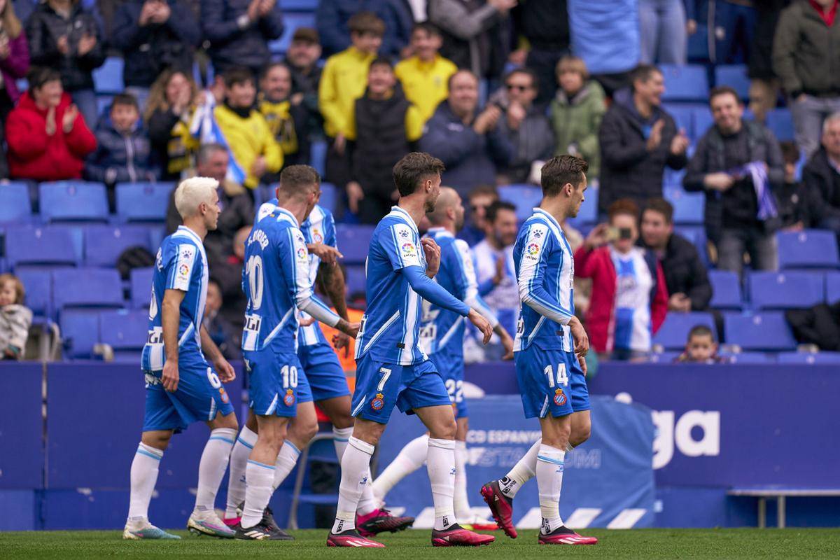 包含世预赛波黑VS奥地利足球比赛预测与推荐两队均保持全胜战绩的词条