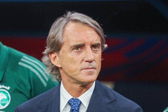 关于亚亚图雷将执教比甲球队此前曾在沙特担任曼奇尼助教的信息 关于亚亚图雷将执教比甲球队此前曾在沙特担任曼奇尼助教的信息