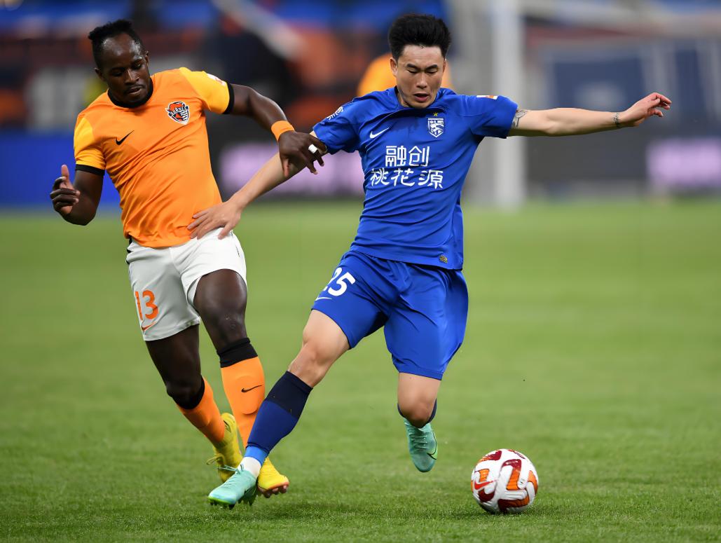 中超：武汉三镇VS山东泰山