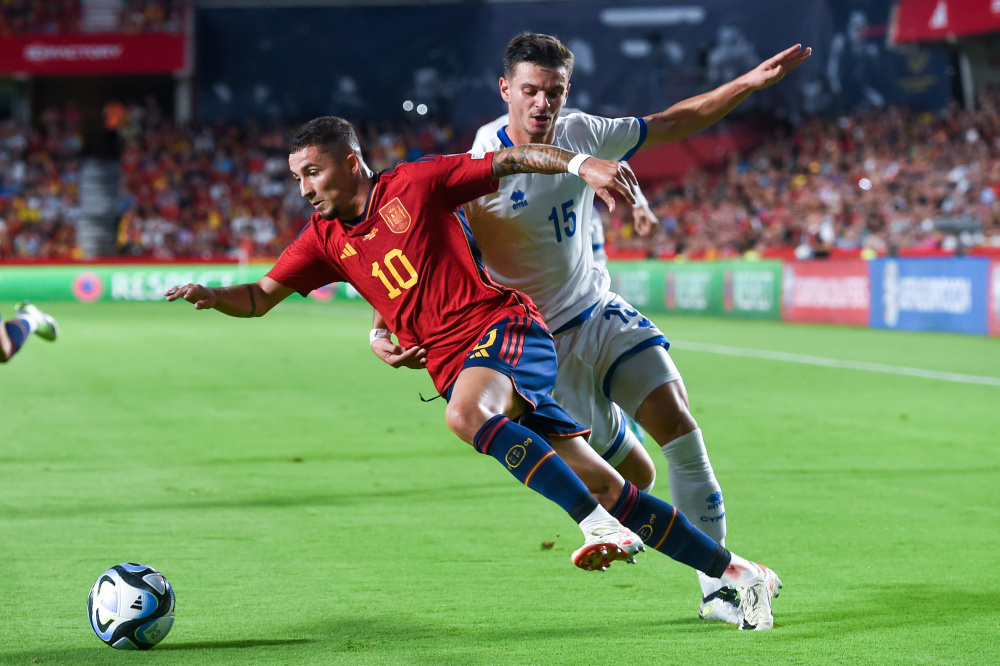 包含欧锦U19女：塞浦路斯女足U19VS黑山女足U19的词条