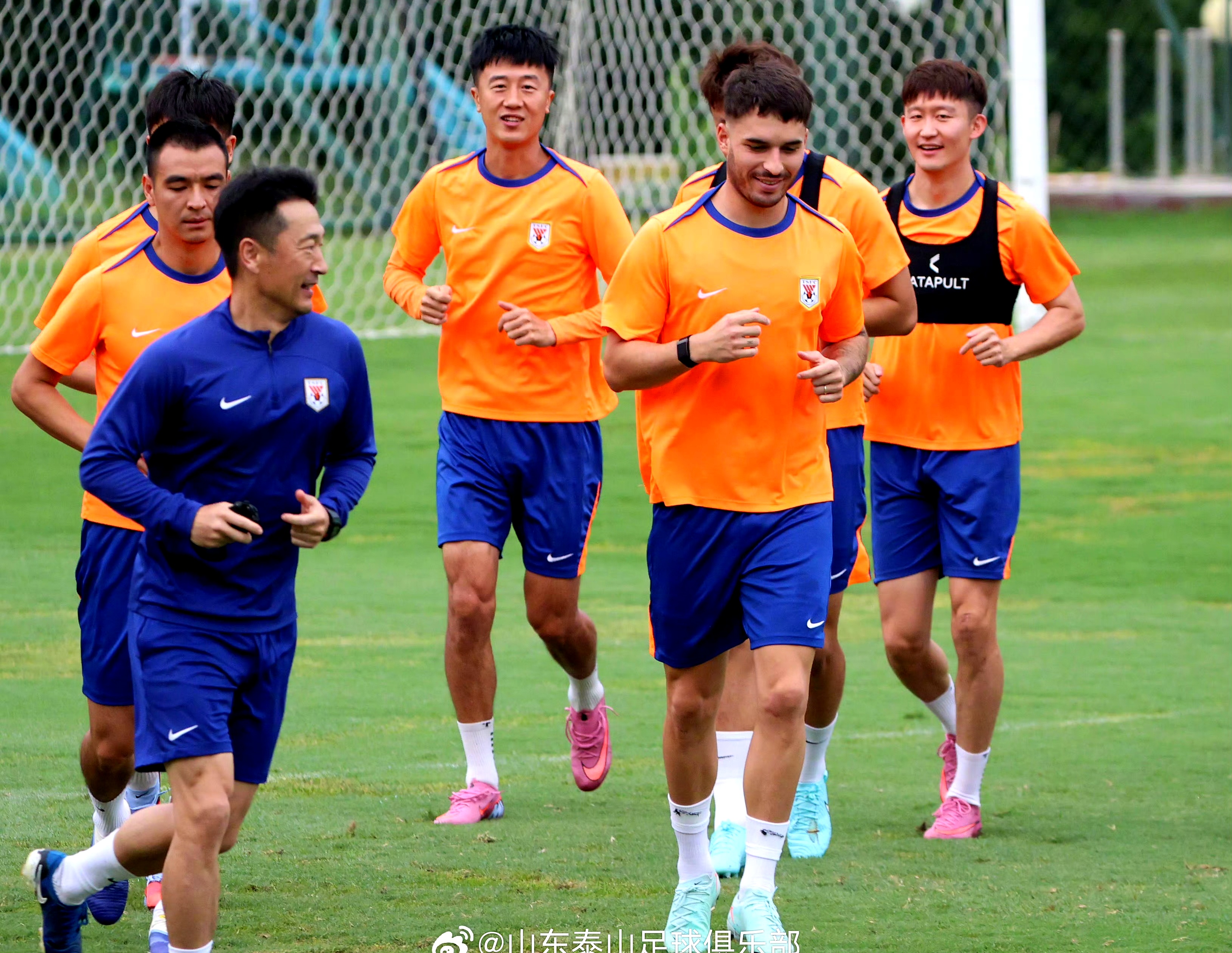 泰山队辟谣克雷桑将转会申花申花寻找新外援的简单介绍  第1张