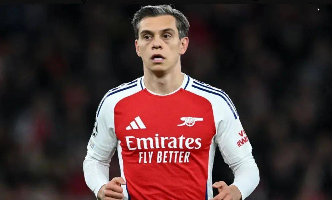 包含哲凯赖什将阿森纳作为绝对优先选择阿森纳仍在与葡体商谈的词条