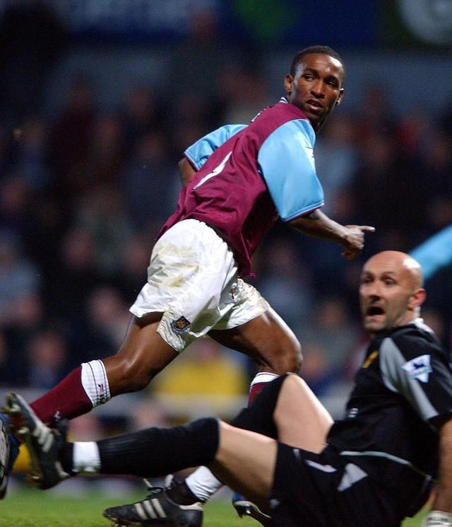 恩古莫哈制胜球追平鲁尼纪录成为第二位在英超进制的16岁球员的简单介绍