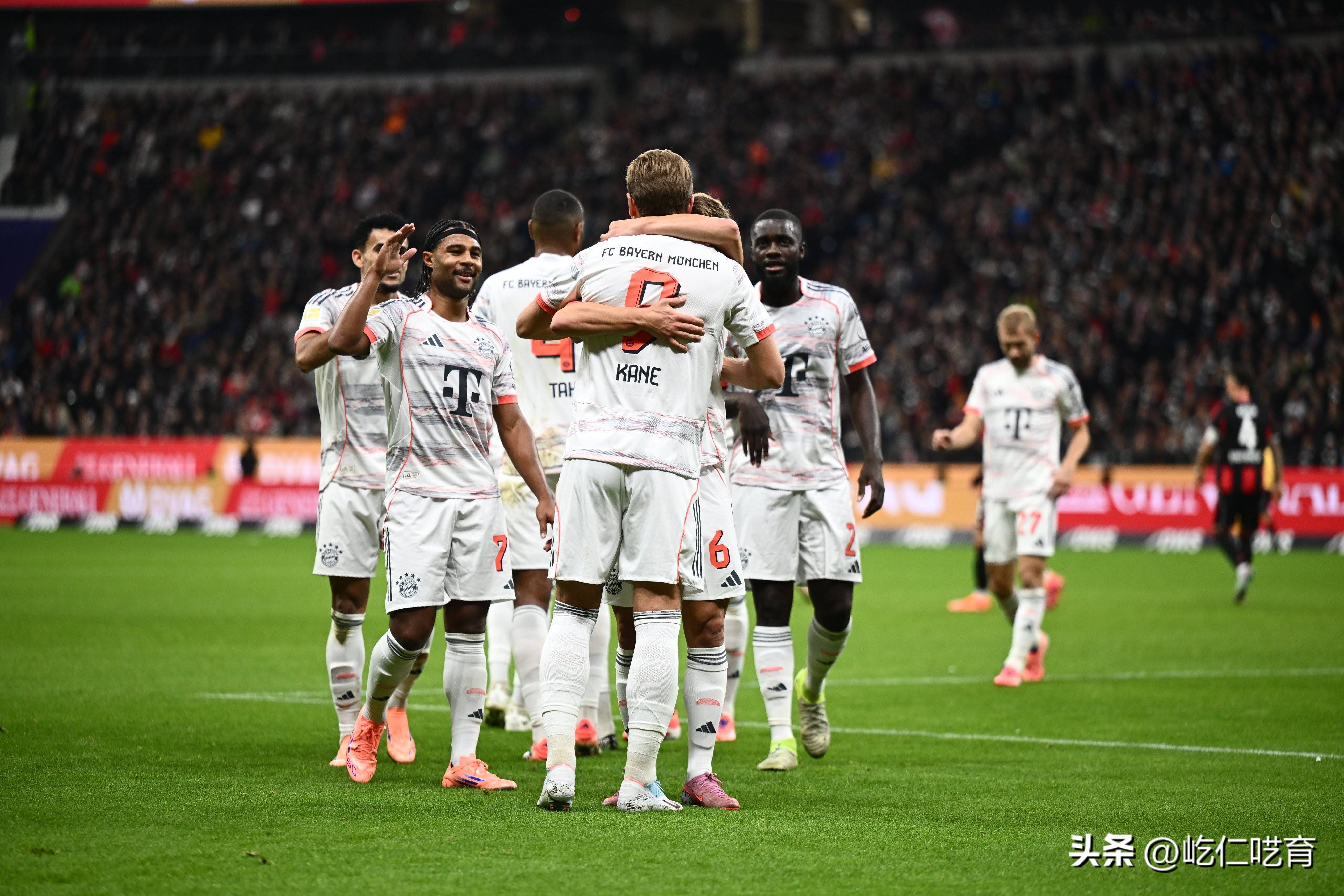 德甲拜仁慕尼黑5-0汉堡南大王开局势头强势凯恩2射1传独造3球的简单介绍 第2张 德甲拜仁慕尼黑5-0汉堡南大王开局势头强势凯恩2射1传独造3球的简单介绍 第2张