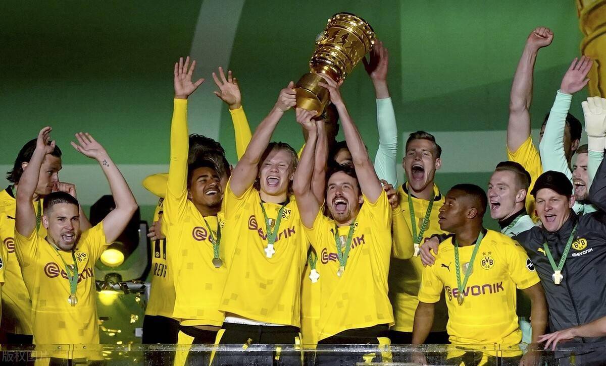 德国杯一莱比锡球迷意外去世俱乐部向其家属表示慰问的简单介绍