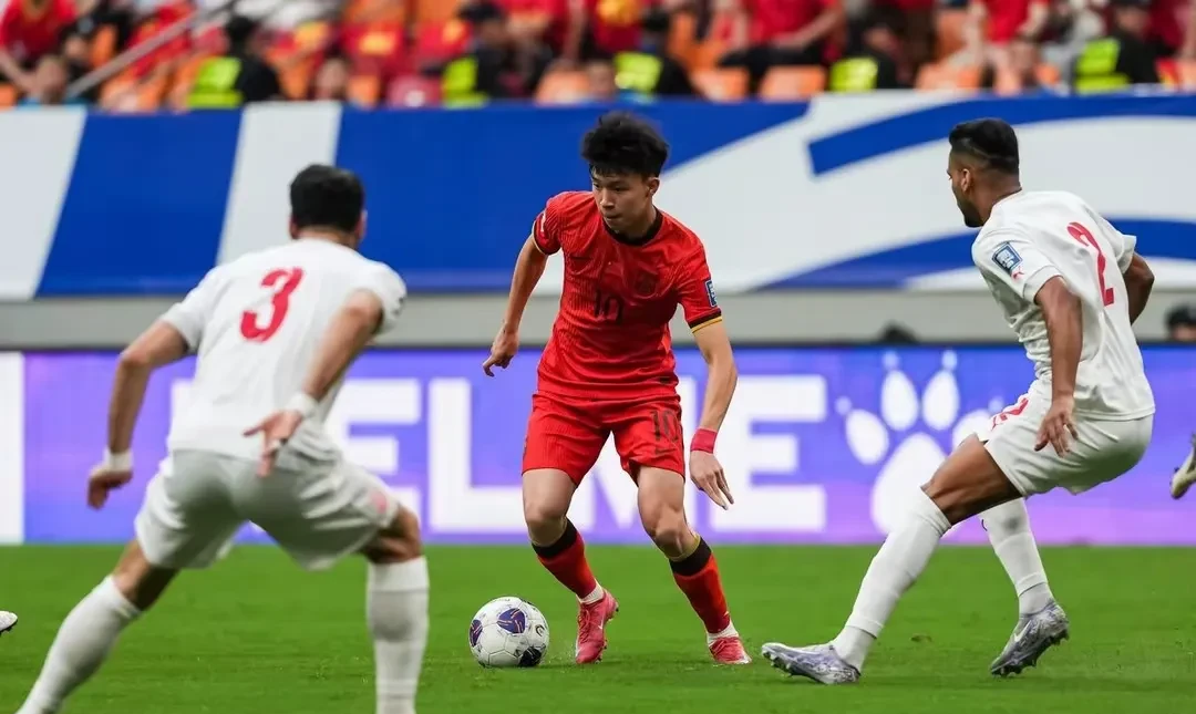 关于德转将更新王钰栋身价中国小将今年表现非常优秀的信息